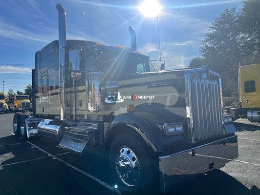 Truck Thumbnail 3