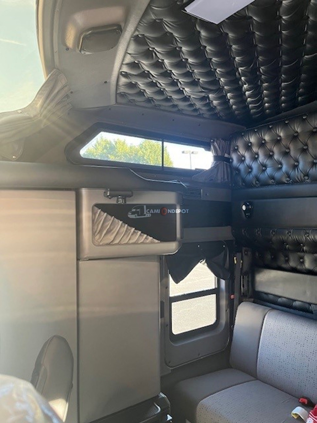 Truck Thumbnail 6