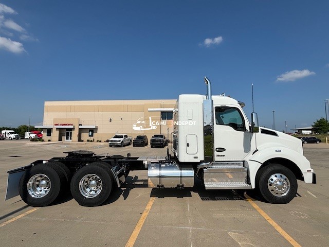 Truck Thumbnail 5