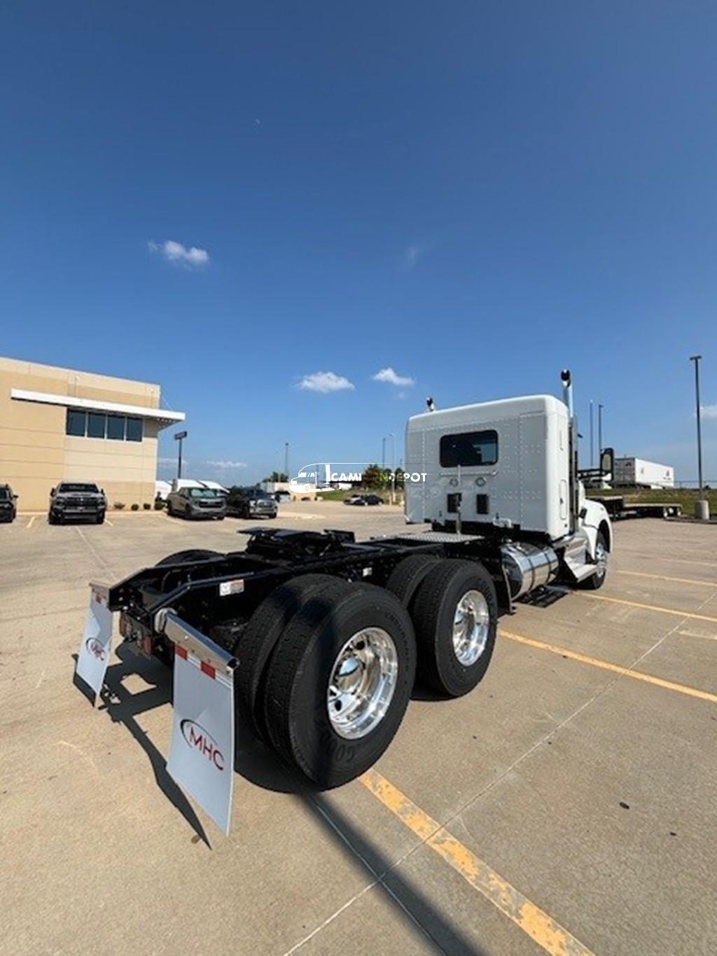 Truck Thumbnail 4