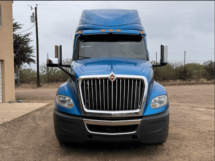 Truck Thumbnail 2