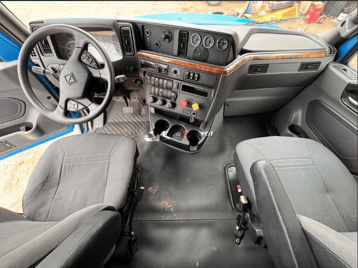 Truck Thumbnail 6