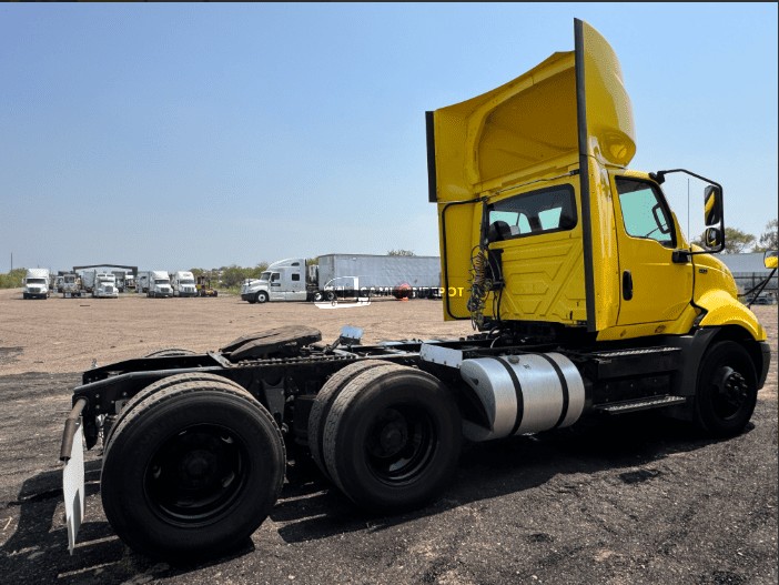 Truck Thumbnail 4