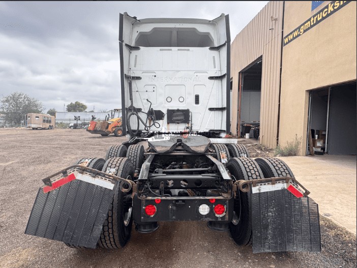 Truck Thumbnail 4