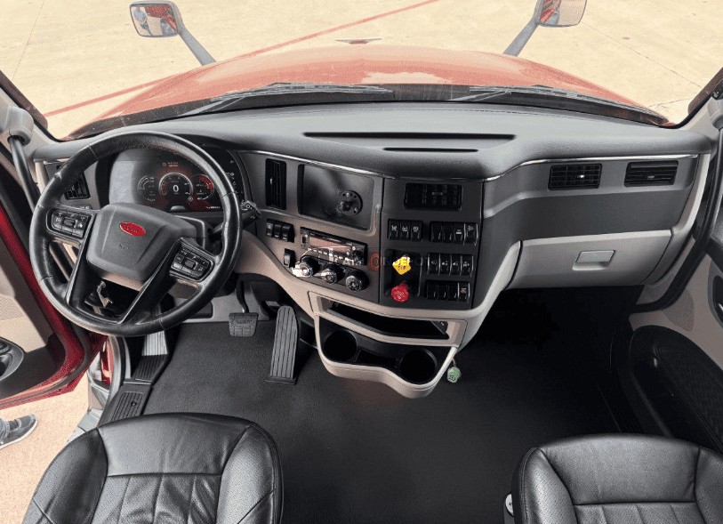Truck Thumbnail 4