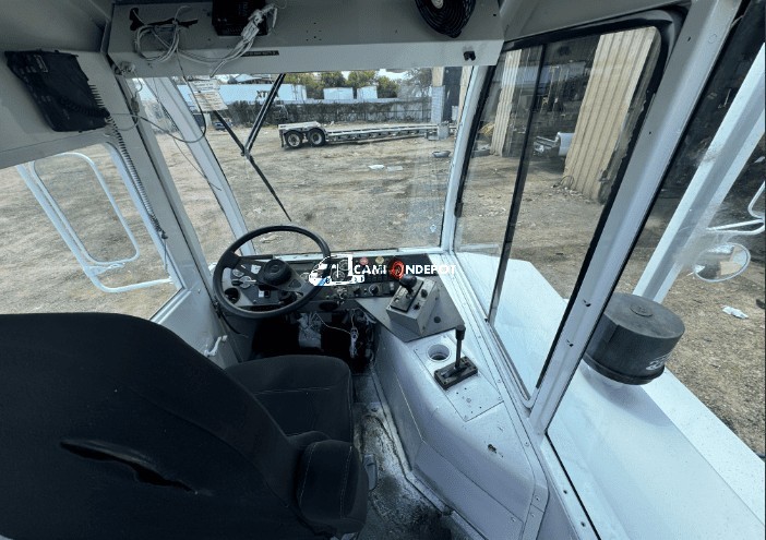 Truck Thumbnail 4