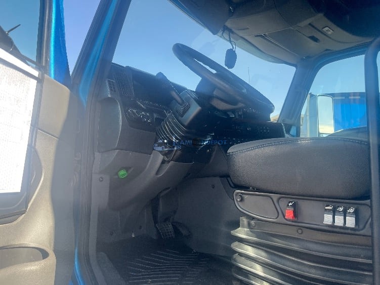 Truck Thumbnail 6