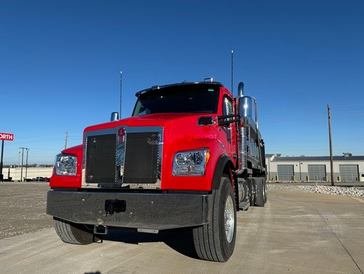 Truck Thumbnail 3