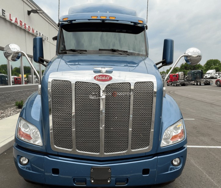 Truck Thumbnail 2