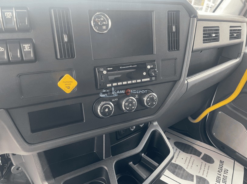 Truck Thumbnail 5