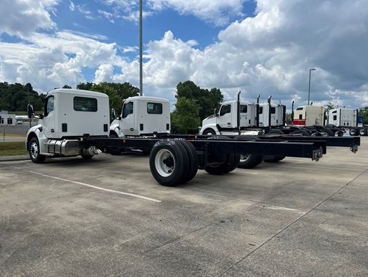Truck Thumbnail 4