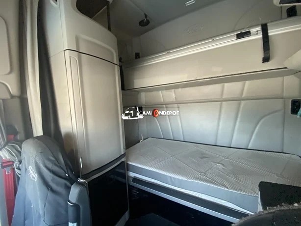 Truck Thumbnail 4