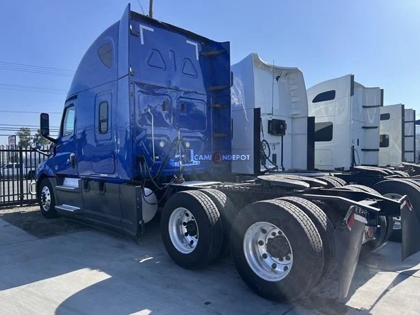 Truck Thumbnail 3
