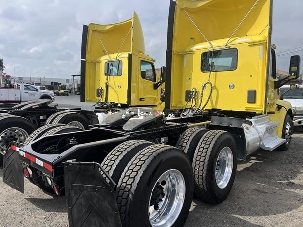 Truck Thumbnail 3