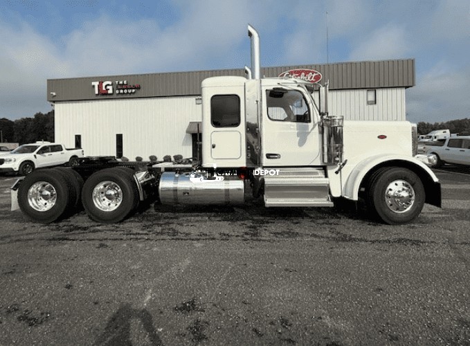 Truck Thumbnail 3