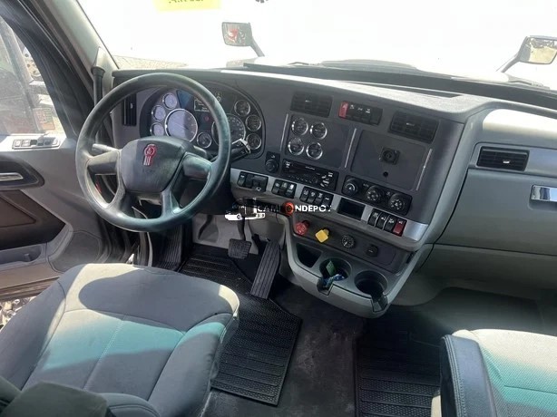 Truck Thumbnail 3