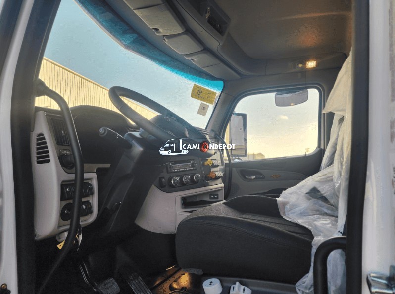 Truck Thumbnail 5