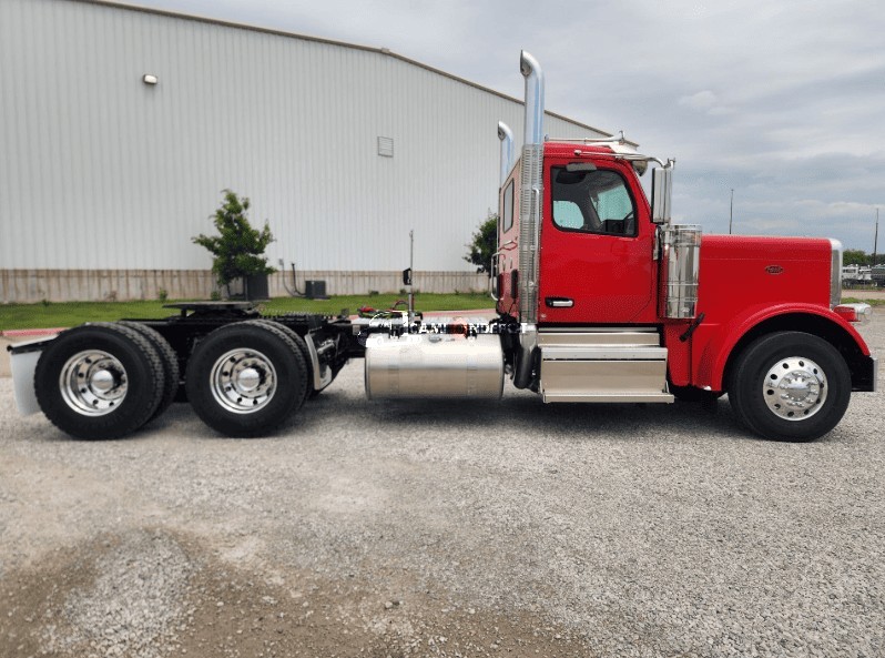 Truck Thumbnail 3