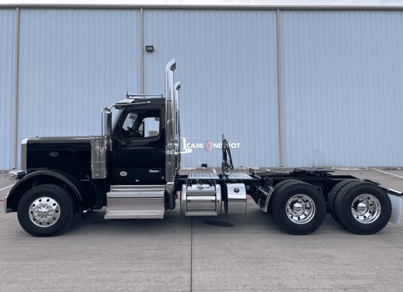 Truck Thumbnail 3