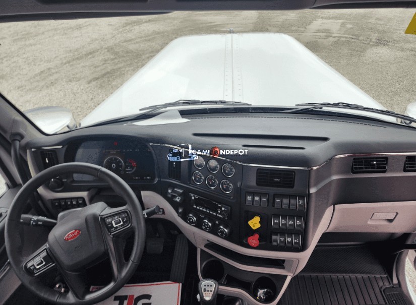 Truck Thumbnail 4