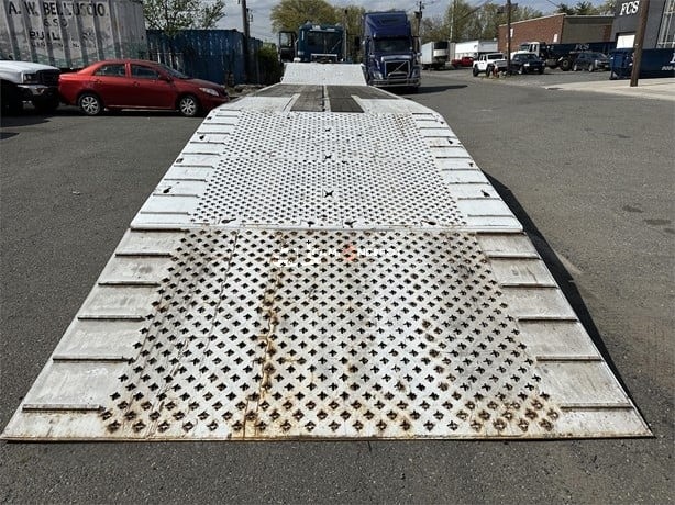 Truck Thumbnail 2
