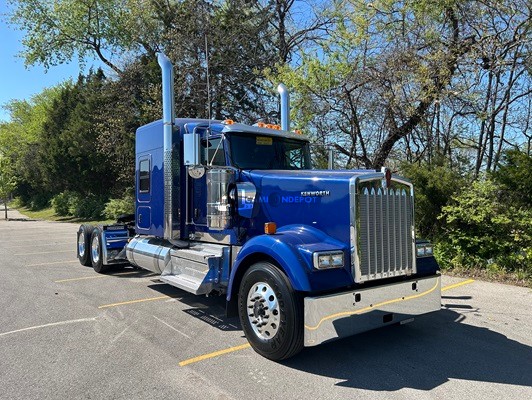 Truck Thumbnail 3