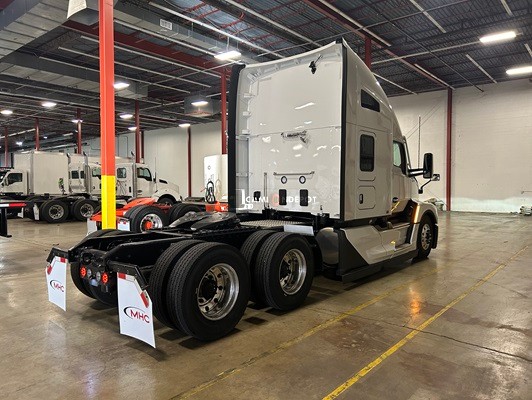 Truck Thumbnail 2