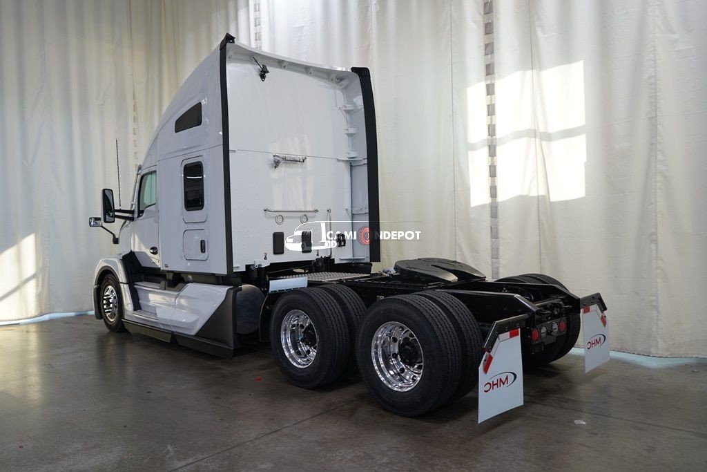Truck Thumbnail 2