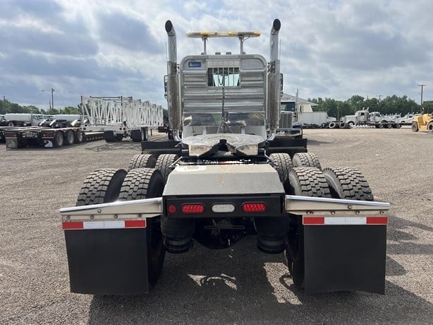 Truck Thumbnail 4