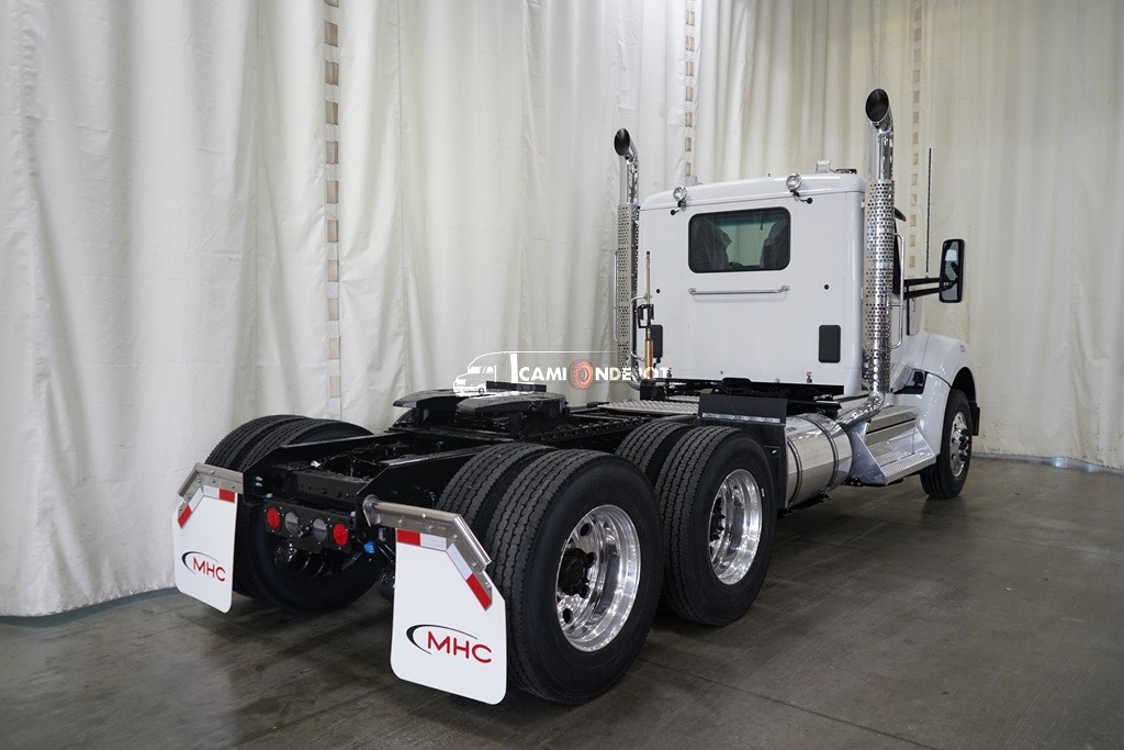 Truck Thumbnail 4