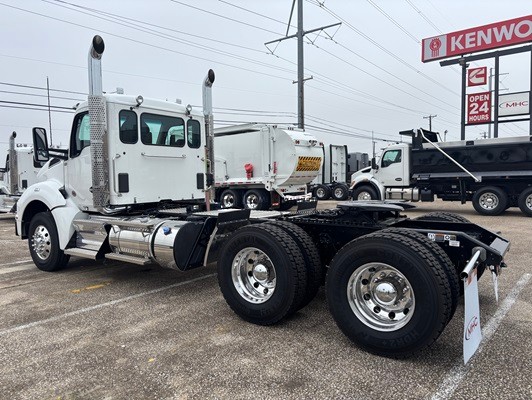 Truck Thumbnail 2