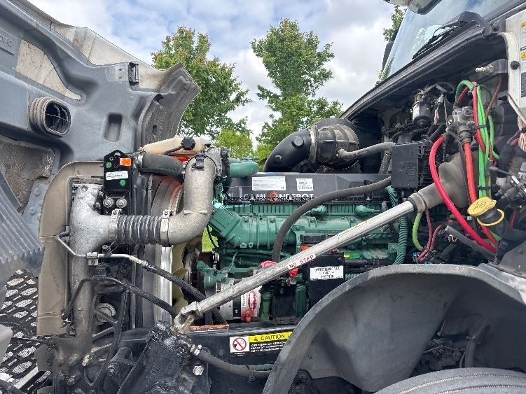Truck Thumbnail 10