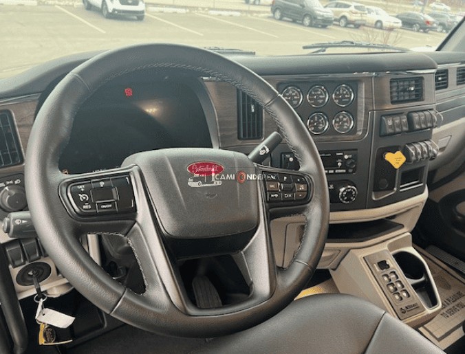 Truck Thumbnail 4