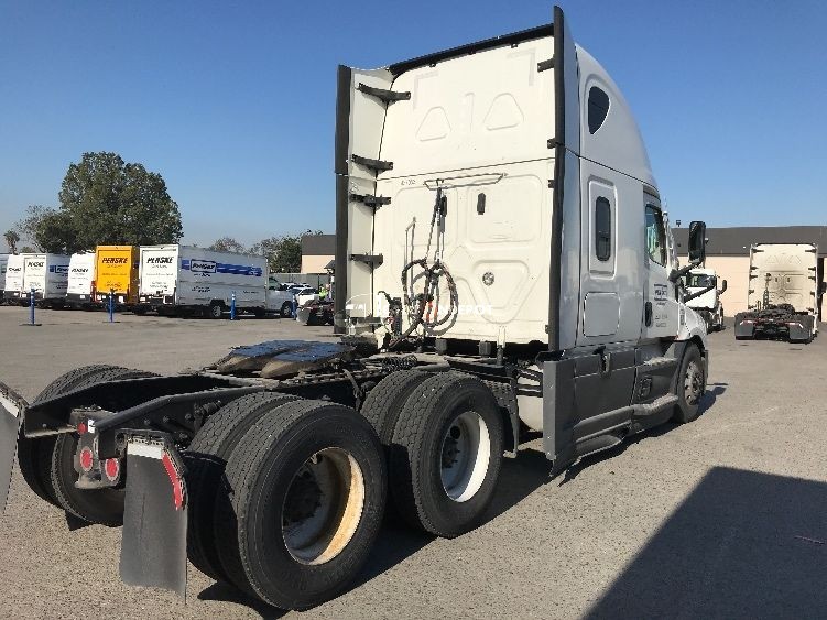 Truck Thumbnail 4
