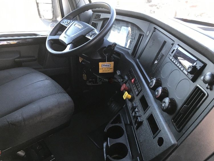 Truck Thumbnail 7