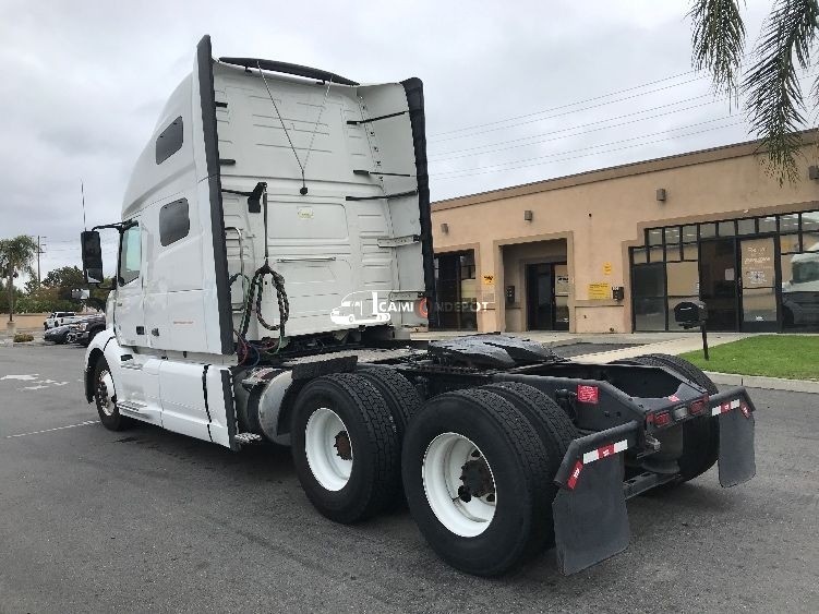Truck Thumbnail 4
