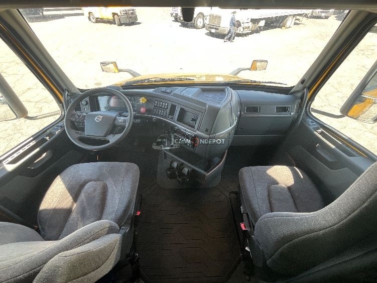 Truck Thumbnail 6