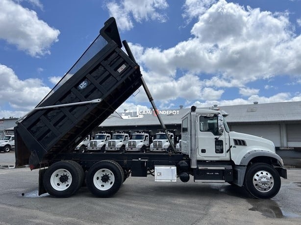 Truck Thumbnail 3