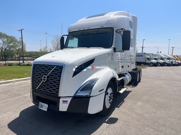 Truck Thumbnail 3