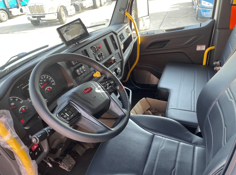 Truck Thumbnail 5
