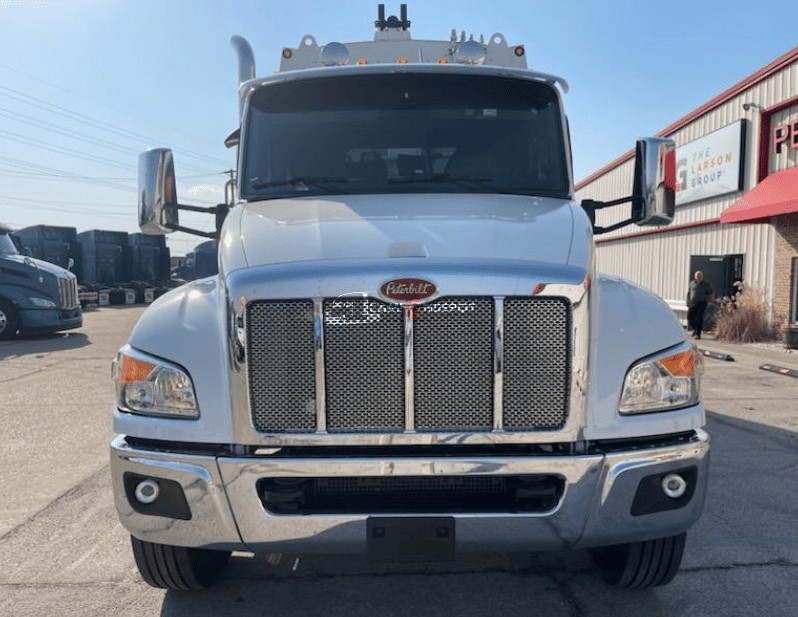 Truck Thumbnail 2