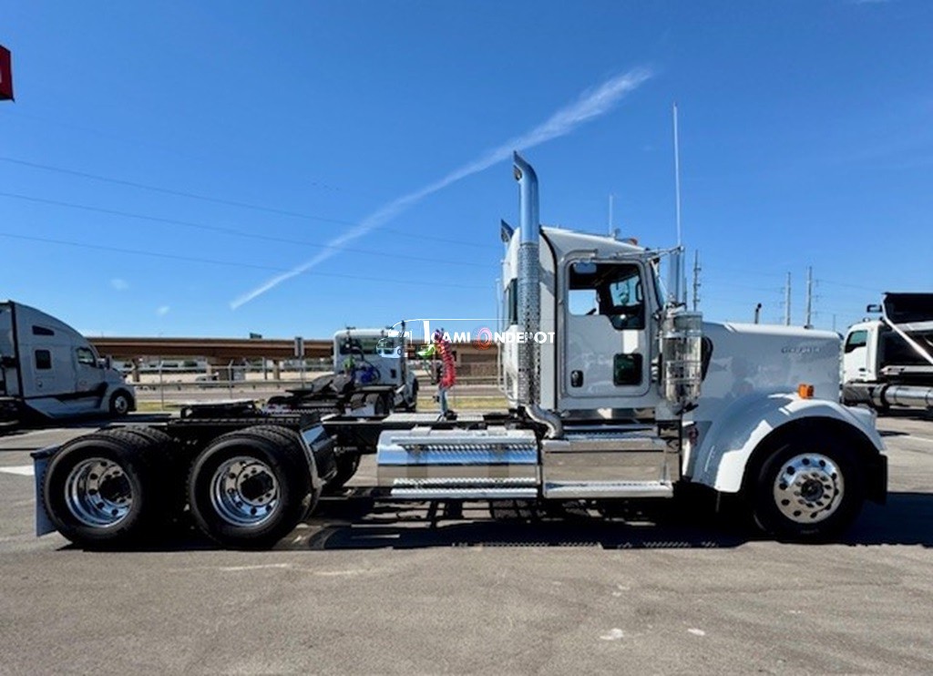 Truck Thumbnail 2