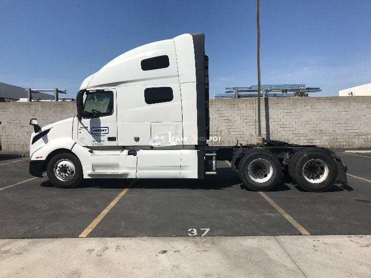 Truck Thumbnail 4