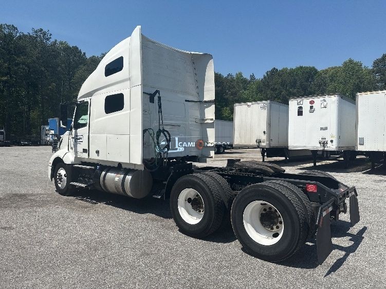 Truck Thumbnail 5