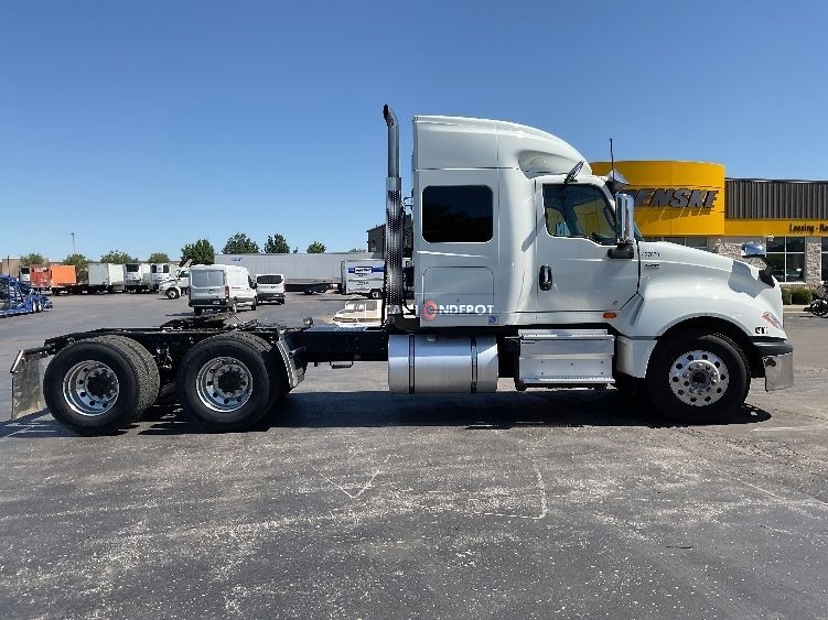 Truck Thumbnail 5