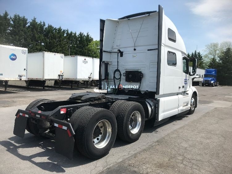 Truck Thumbnail 4