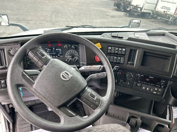 Truck Thumbnail 6