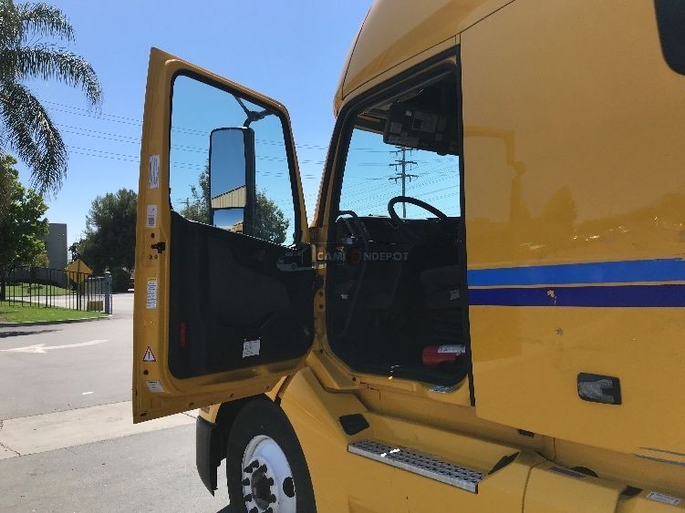 Truck Thumbnail 6