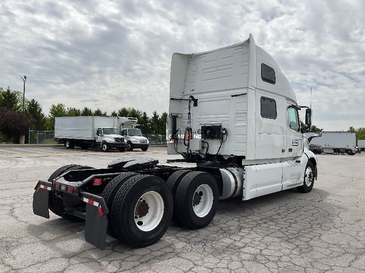 Truck Thumbnail 5