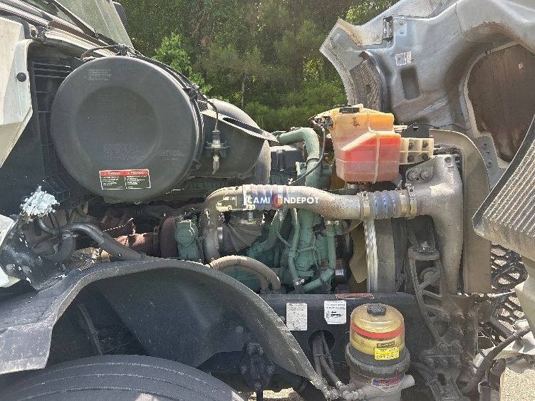Truck Thumbnail 9
